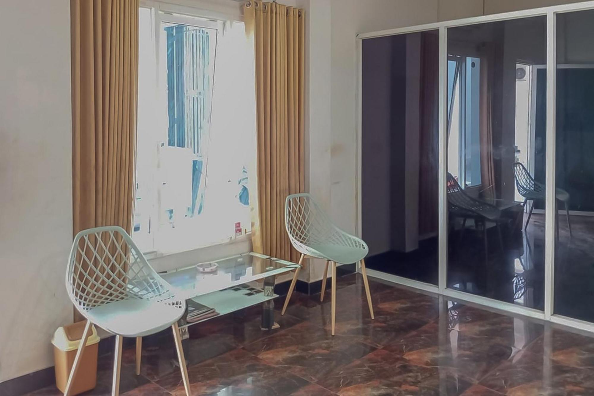 Waringin Guest House Tegal Mitra Reddoorz Bagian luar foto